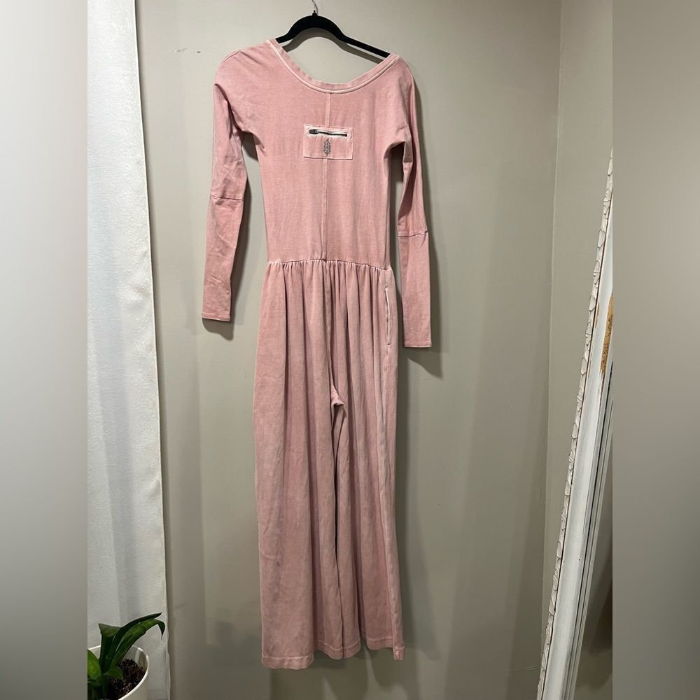 FP Movement Hot Shot Wide Leg Onesie Pink Long-Sleeve Jumpsuit Small Free People - Picture 8 of 8